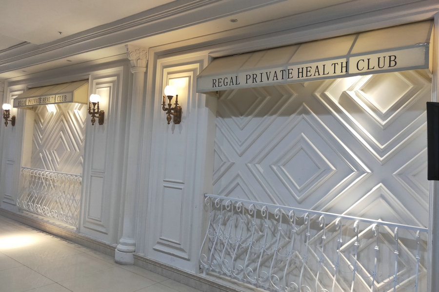 店內裝修整體設計為復古白色.jpg